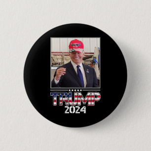 Joe Biden trägt einen Trump-Hut Election Lustig Button
