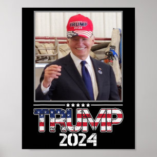 Joe Biden trägt einen Trump-Hut Wahl lustig  Poster