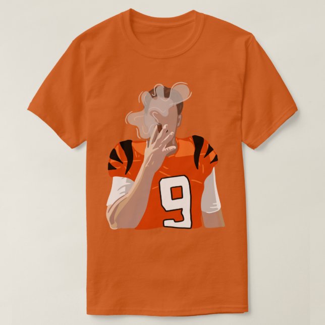Joe Burrow Smoking Cigar 1 T-Shirt (Design vorne)