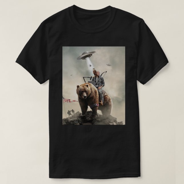 Joe Rogan reitet einen Bär (+ Außerirdischen) Esse T-Shirt (Design vorne)