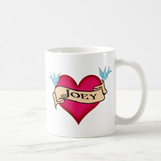 Joey - kundenspezifische Herz-Tätowierungs-T - Tasse