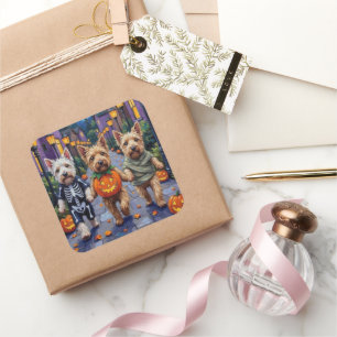 Jogge in Halloween-Kostümen Quadratischer Aufkleber