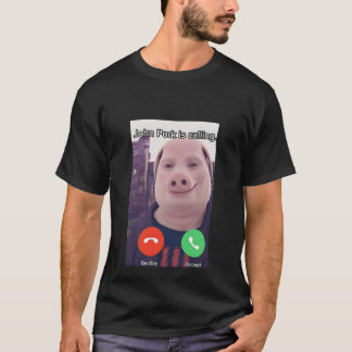 John Pork ruft Anrufbeantworter an T-Shirt