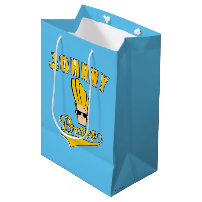 Johnny Bravo Collegiate Graphic Mittlere Geschenktüte (Vorderseite Schrägansicht)