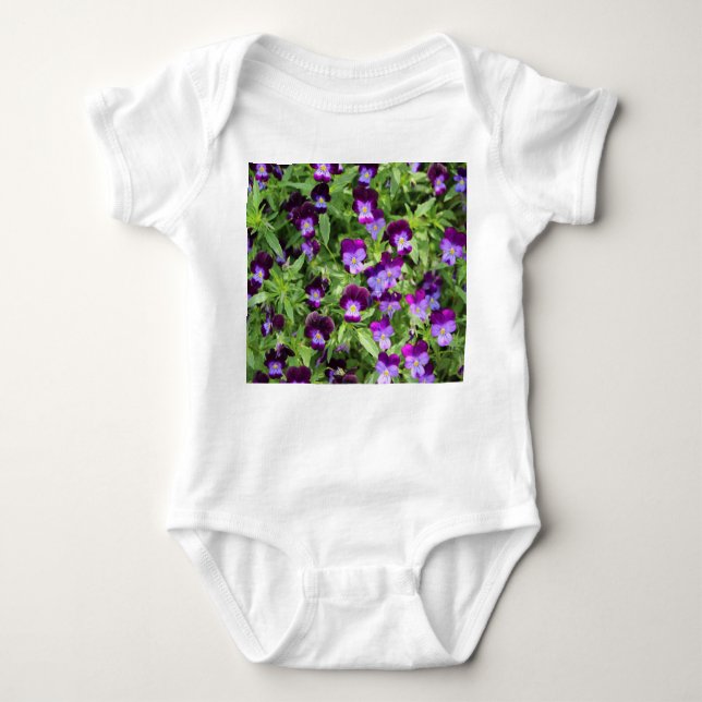 Johnny Pop Ups Baby Strampler (Vorderseite)