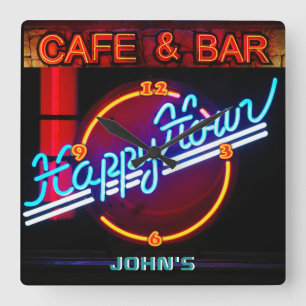 JOHN'S - Name Neon Sign Bar Mancave Den Clock Fun Quadratische Wanduhr