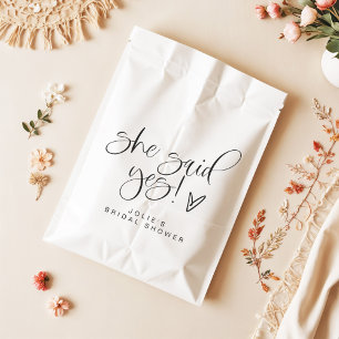 JOLIE Minimalist Sie sagte Ja Herz-Junggesellinnen Geschenktütchen