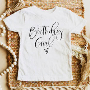 JOLIE Niedlich Modern Boho Script Birthday Girl Baby T-shirt