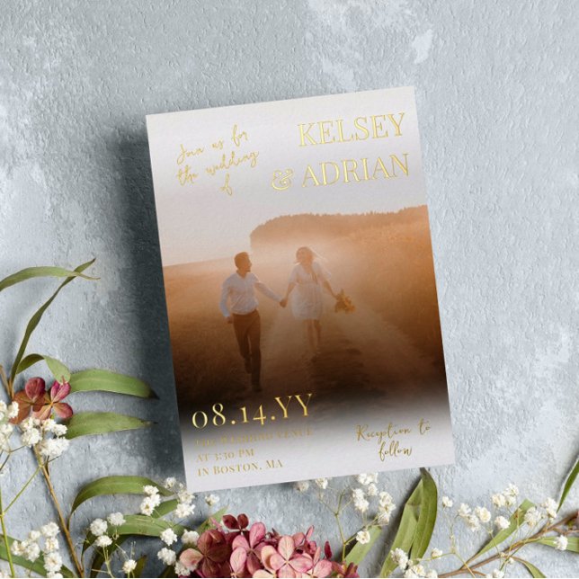 Jos Typografy Big Foto Wedding Gold Folieneinladung (Von Creator hochgeladen)