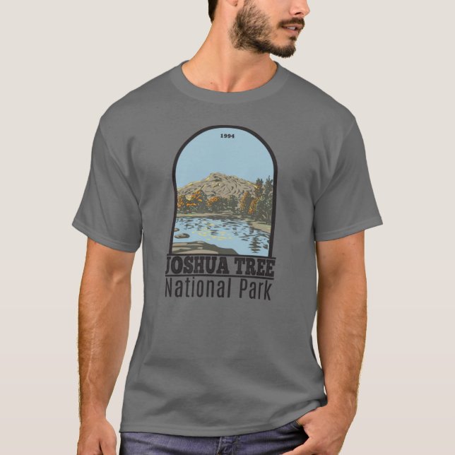 Joshua Tree Nationalpark Barker Dam California T-Shirt (Vorderseite)