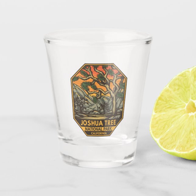 Joshua Tree Nationalpark Sunset Retro Emblem Schnapsglas (Vorderseite)