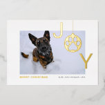 Joy Dog Foto Modern Folien Feiertagskarte<br><div class="desc">Erleben Sie die Weihnachtskarte dieses modernen und einfachen Hundeliebhabers mit einem Weihnachtsschmuck mit Pfotenprint. Mit Ihrer Wahl von Gold,  Silber oder Rose Gold reale Folie.</div>