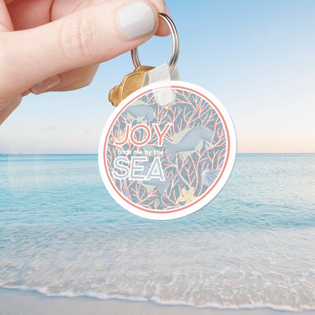 Joy Finds Me By The Sea – Boho Beach  Schlüsselanhänger (Modern Coastal "Joy Finds Me By The Sea" Personalized Keychain)