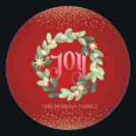 Joy, Wreath Christmas Runder Aufkleber<br><div class="desc">Kranz vor Freude auf rotem Hintergrund.</div>