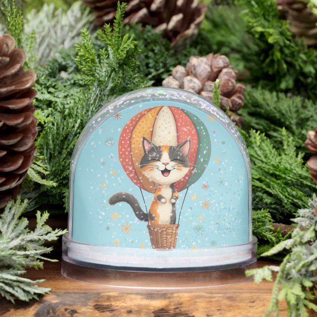 Joyful Calico Cat Sky Adventure Illustration Schneekugeln (Winter)