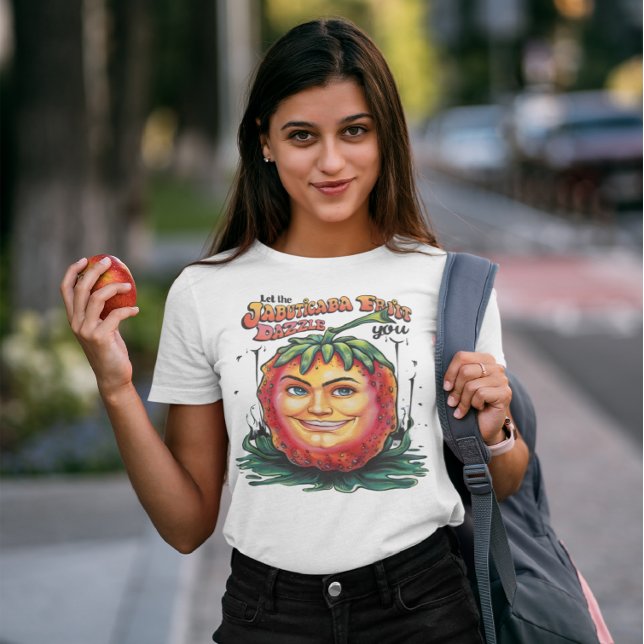 Joyful Jabuticaba: Eine süße lächelnde Überraschun T-Shirt (Von Creator hochgeladen)
