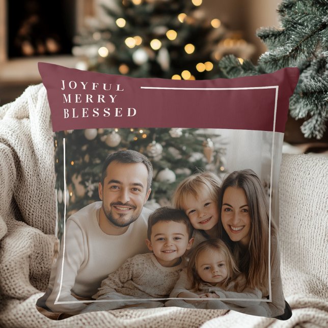 Joyful Merry Blessed Modern Christmas Kissen (Von Creator hochgeladen)