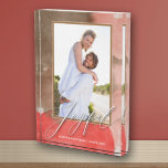 JOYFUL Newlywed Couple Fotoblock<br><div class="desc">Dieser schöne Foto-Block enthält das Wort JOYFUL in einem hübschen, weißen Skript zusammen mit allen anderen Informationen, die Sie gewollt, und Ihr Foto grenzt an einen schönen Aquarelldruck. Erstellen Sie einen Sake, um als Geschenke oder für sich selbst zu geben.</div>