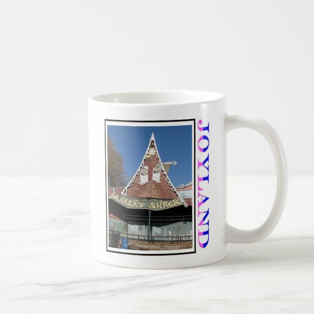 Joyland Whacky Bretterbude-Front Kaffeetasse (Rechts)
