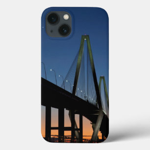 Jr.-Brücke Arthur-Ravenel an der Dämmerung Case-Mate iPhone Hülle