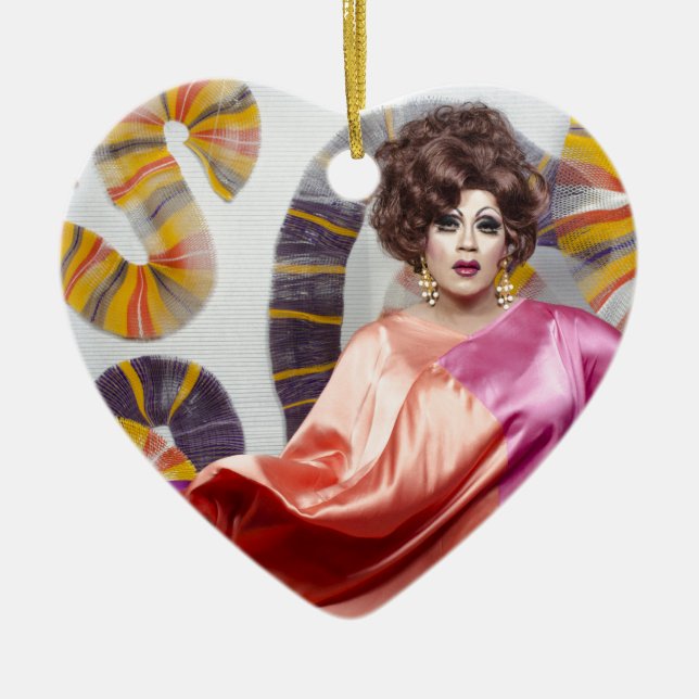 Juanita MEHR! Keramikornament (Vorne)