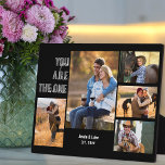 Jubiläum 5 Foto Collage Sie sind ein schwarzes Fotoplatte<br><div class="desc">Chic Schwarz-Weiß-Foto-Plakette, die Sie mit 5 Ihrer Lieblingsfotos personalisieren können. Das Design ist mit modernem überdimensionalem Druck und lässiger Schriftzeichen versehen, und die Formulierung lautet "Sie sind der Einzige". Die Vorlage ist Set für Sie bereit, um Ihren Namen und Datum etabliert, sowie Ihre Fotos, die von verlassen nach rechts arbeiten....</div>