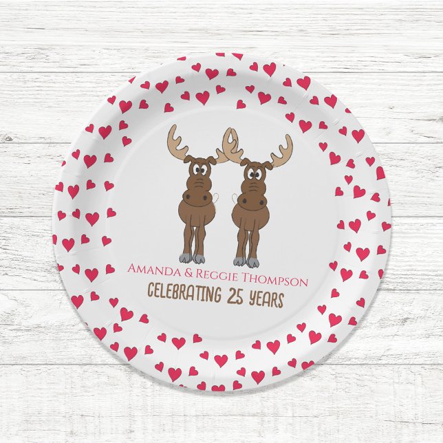 Jubiläum-Party Niedlich Whimsical Moose Pappteller (Funny cute whimsical moose anniversary paper plates perfect for parties and celebrations.)