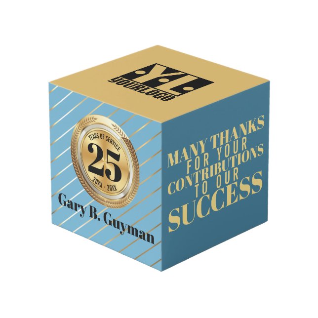 Jubiläumsauszeichnung für universellen Meilenstein Würfel (Vorderseite Schrägansicht)