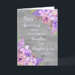 Jubiläumsjahr: Floral Daughter & Tochter Karte<br><div class="desc">Happy Hochzeitstag Karte für Tochter und Tochter im Gesetz mit schönen Aquarell Vintag violette Blumen,  rustikales Holz und sentimental Vers.</div>