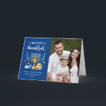 Jüdisches Festtagsfest Happy Hanukkah Foto Feiertagskarte<br><div class="desc">Senden Sie Ihre Wünsche mit dieser Foto-Ferienkarte,  die ein Hanukkah-Script und Watercolor-jüdische Feiertage-Symbole enthält,  um Ihre Begrüßungsbotschaft zu markieren.</div>