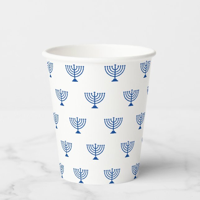 Jüdisches Menorah blaues und weißes Muster Hanukka Pappbecher (Vorderseite)