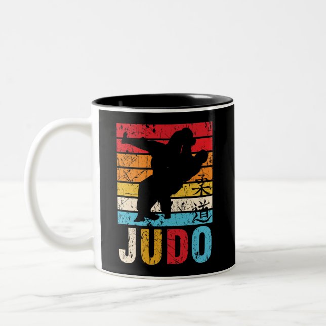 Judo Ura Nage Judoka Retro Sunset Zweifarbige Tasse (Links)