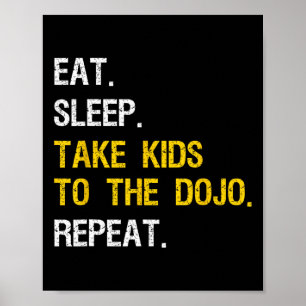 Judo Vater bringt Kinder zum Dojo Funny Karate Mam Poster