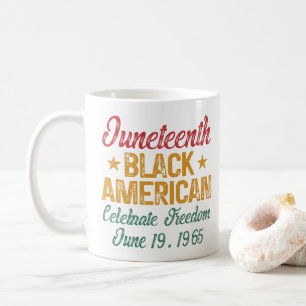 Jugendliche Coole schwarze Amerikaner feiern Freih Kaffeetasse