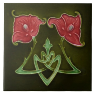 Jugendstil-Dekorationskamin im Tile-Art-Stil Fliese