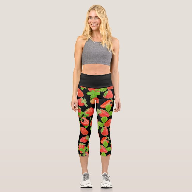 Juicy lichee Muster auf transparentem Hintergrund Capri Leggings (Vorderseite)
