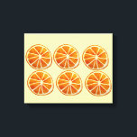 Juicy Orange Slice Aquarellmuster Pop Art Leinwanddruck<br><div class="desc">Ein originelles Kunstdesign von Sacha Grossel aus einem großen Makro saftig orangefarbene Scheiben gemalt Muster im Detail mit Aquarell. Diese riesige Pop-Orange würde sich perfekt für eine Zuhause oder ein Café eignen,  um die Wände farbenfroh zu gestalten. Ideal für Liebhaber der Fruchtkunst.</div>