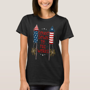 Juli Feuerwerk Drinks Party Familienfreunde Pat T-Shirt