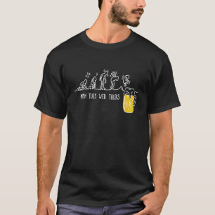 Jump Beer Freitag Feiertag Arbeitstage der menschl T-Shirt