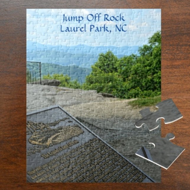 Jump Off Rock Laurel Park NC Später Frühling Puzzle (Von Creator hochgeladen)