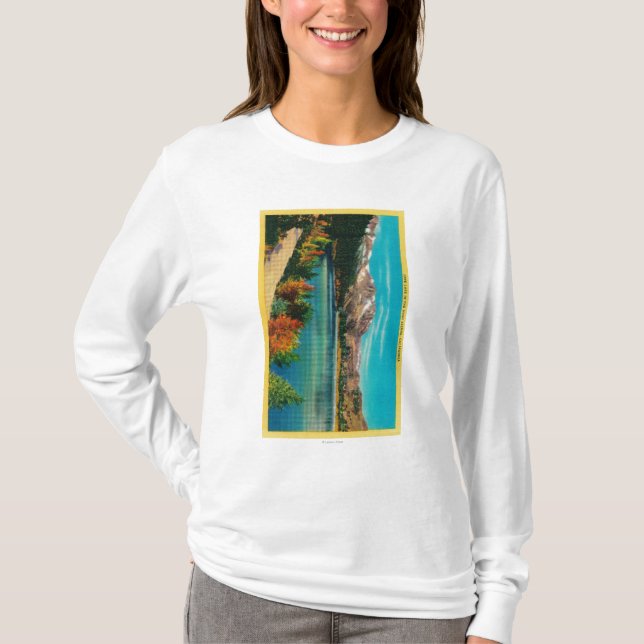 June See im hohen SierraMono Landkreis, CA T-Shirt (Vorderseite)