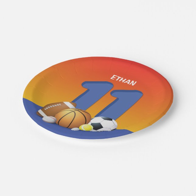 Junge 11. Geburtstag Sportbälle Pappteller (Schrägansicht)