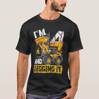 Junge 4 Jahre alt 4. Geburtstag Bau Im 4 und T-Shirt