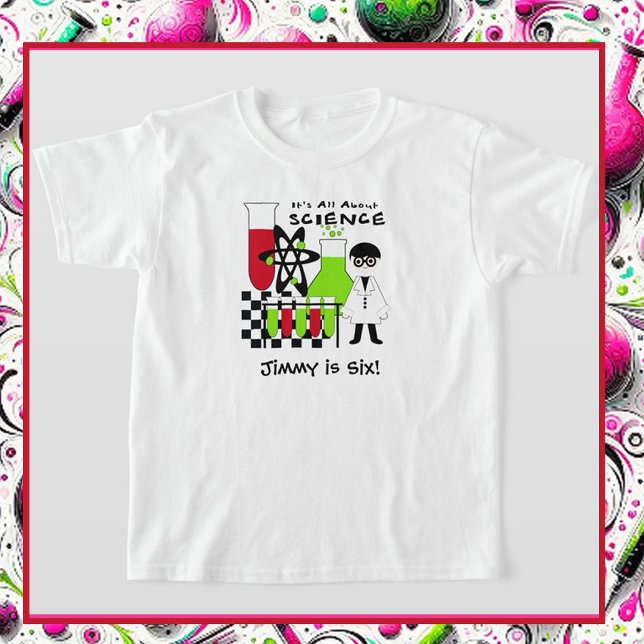 Junge alles über den T - Shirt der Wissenschaft (Von Creator hochgeladen)