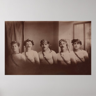 Junge Athleten des homosexuellen Interesses mit Poster