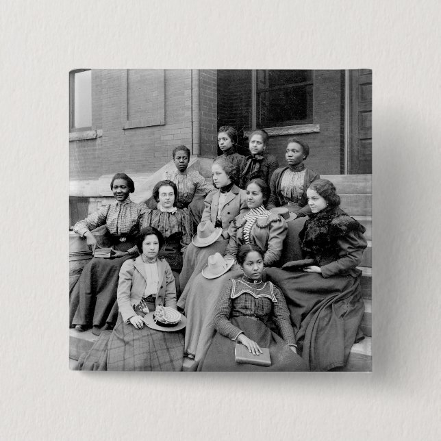 Junge Damen bei Fisk, 1890s Button (Vorderseite)