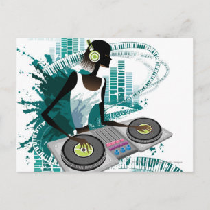 Junge Dj mit Turntable im Nachtclub Postkarte