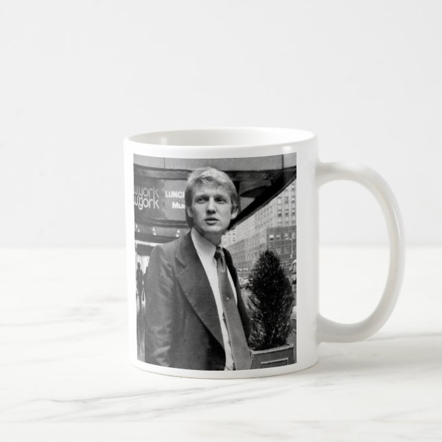 Junge Donald Trump-Tasse Kaffeetasse (Rechts)