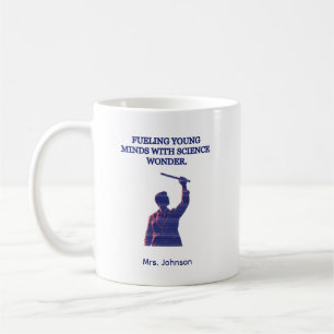 Junge Köpfe mit wissenschaftlicher Faszination näh Kaffeetasse