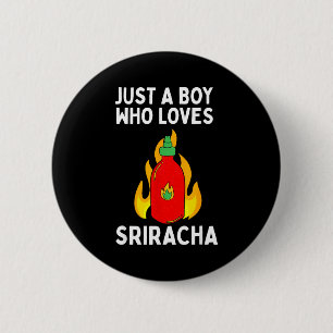 Junge liebt Sriracha-Sauce scharf Button